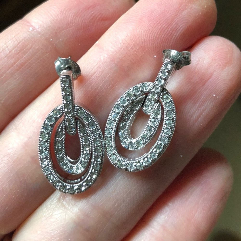 VINTAGE crystal articulated earrings